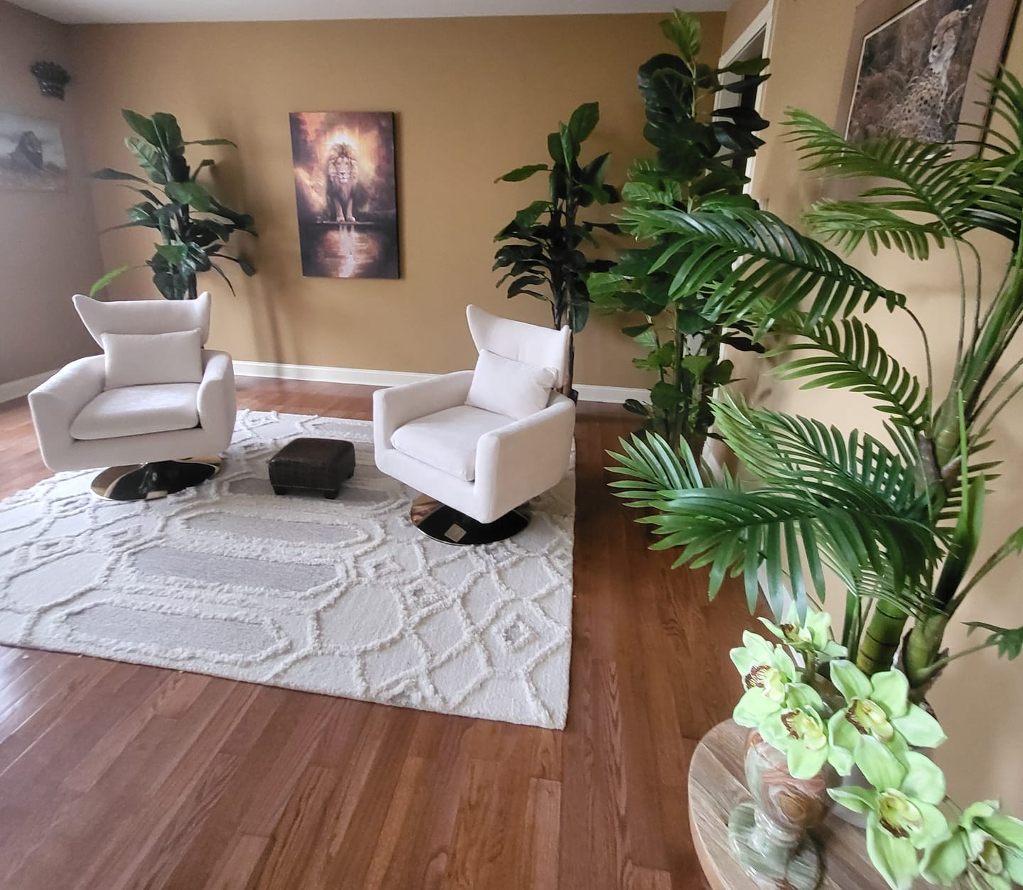 Customer photo review of Lion and Lamb Canvas Wall Art, Lion and Lamb Picture