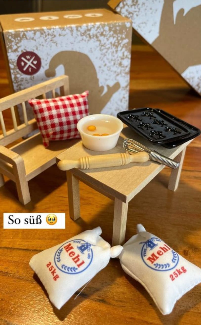 Customer photo review of Wichteltür Backset mit Esstisch & Sitzbank
