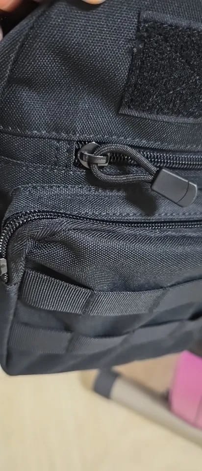 Customer photo review of Sac de poitrine tactique M.O.L.L.E