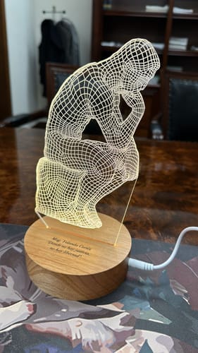 Customer photo review of Monumento del Pensador