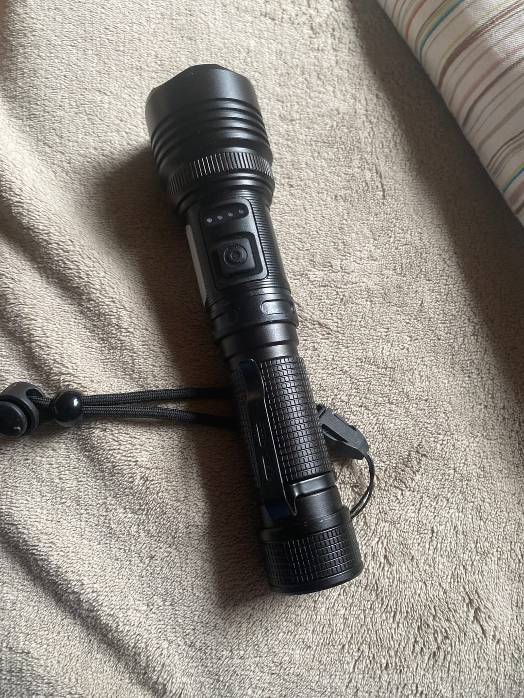 Customer photo review of 2 Stück 18650 3,7 V 5000 mAh Akku Wiederaufladbare Batterien für LED-Taschenlampe Große Kapazität