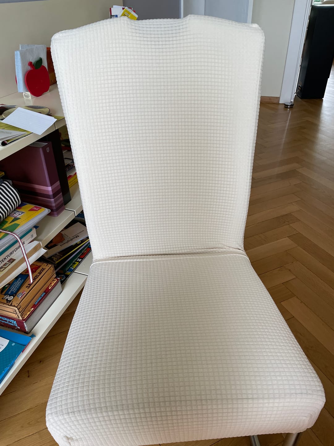 Customer photo review of Weißgrau - STRETCH-STUHLBEZÜGE - Wasserdicht und Ultrabeständig