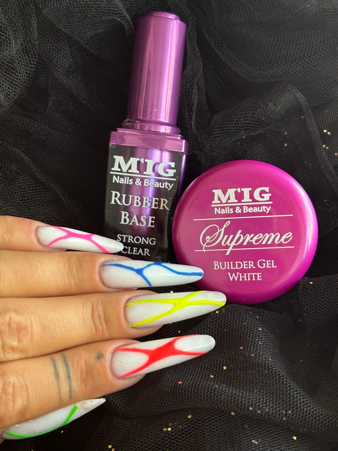 Customer photo review of Rubber Base Strong Clear