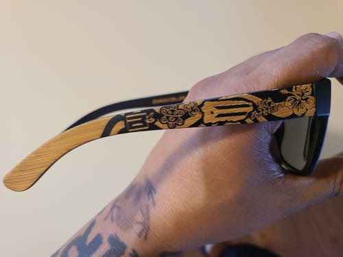 Customer photo review of Mis Raíces Black