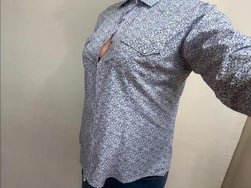 Customer photo review of Camisa Vaquera de Mujer Martin & Webb con Estampado Celeste