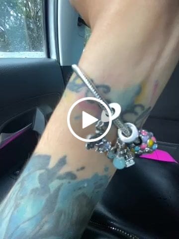 Customer video review of Pulsera Corazon Noche Estrellada
