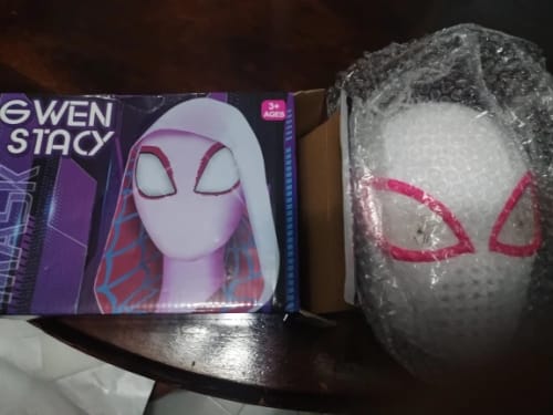Customer photo review of [NEW] Spidey Gear™ - Gwen Stacy Light Up Masks