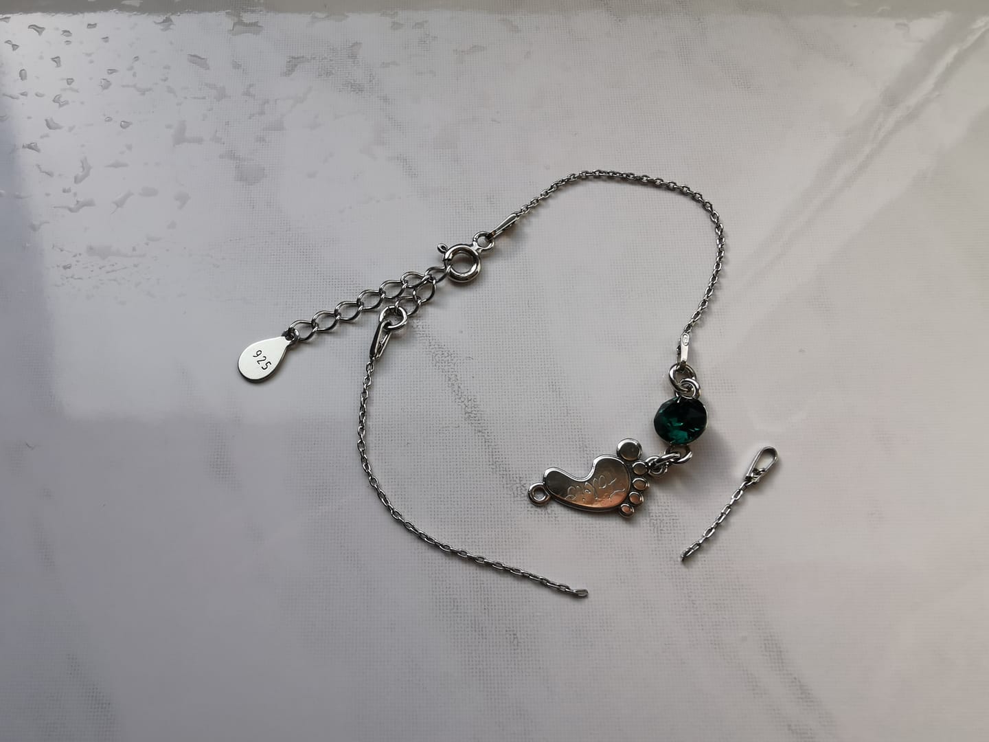 Customer photo review of Armband "Babyfuß"