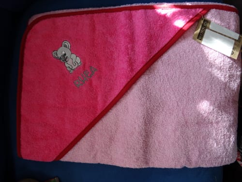 Customer photo review of Wolimbo Mädchen Kapuzenhandtuch mit Namen und Motiv