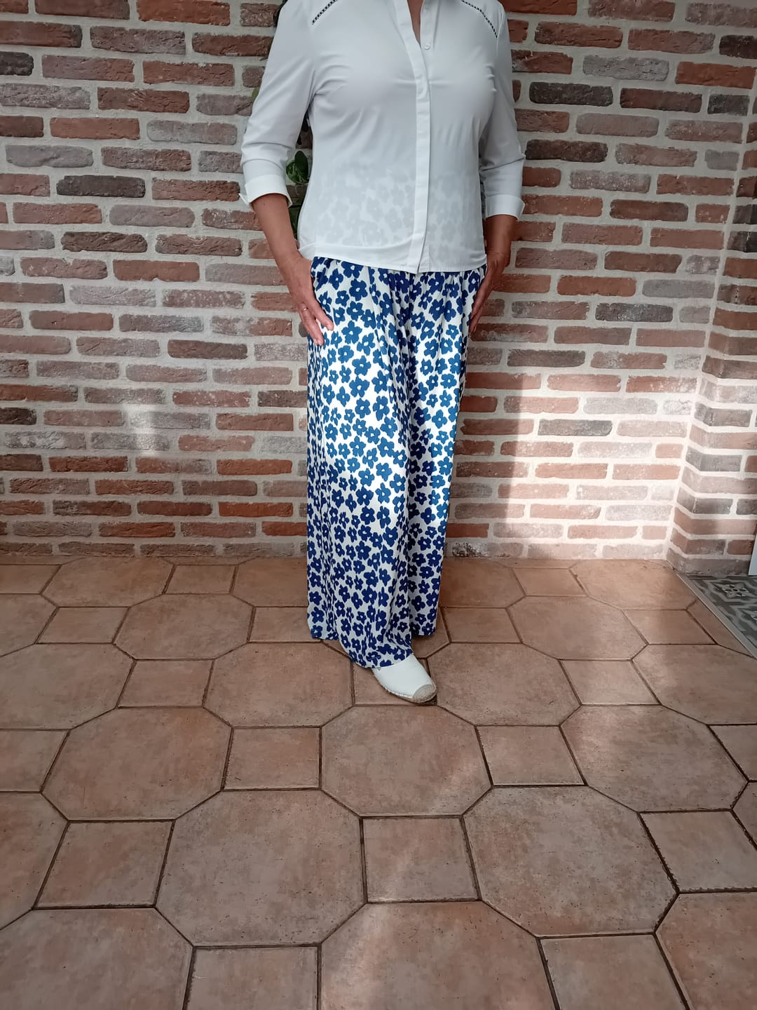 Customer photo review of Pantalon fluide à fleurs Archibald