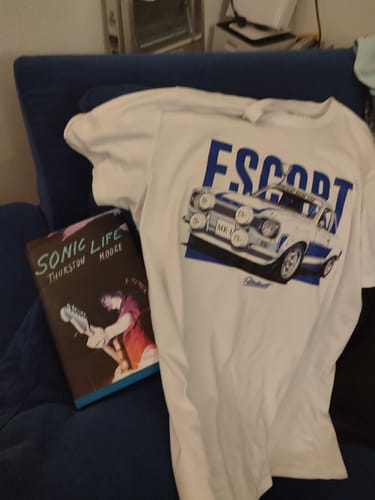 Customer photo review of ESCORT