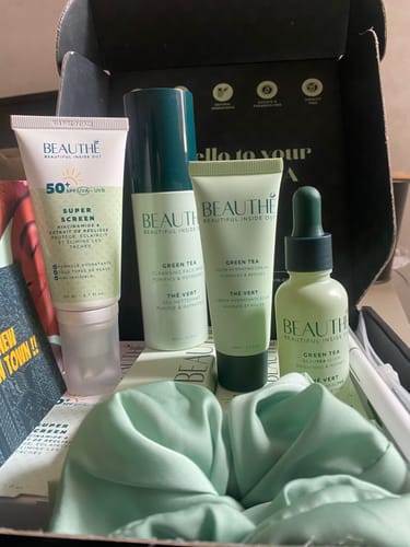 Customer photo review of Gamme Complète : SPF + Crème + Gel + Sérum