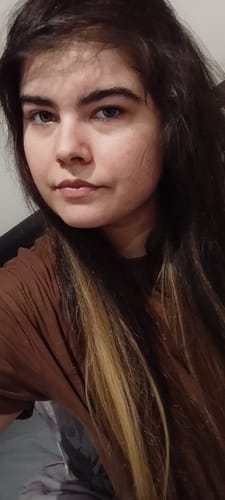 Customer photo review of 24" Silky Straight Clip In Hair Extensions