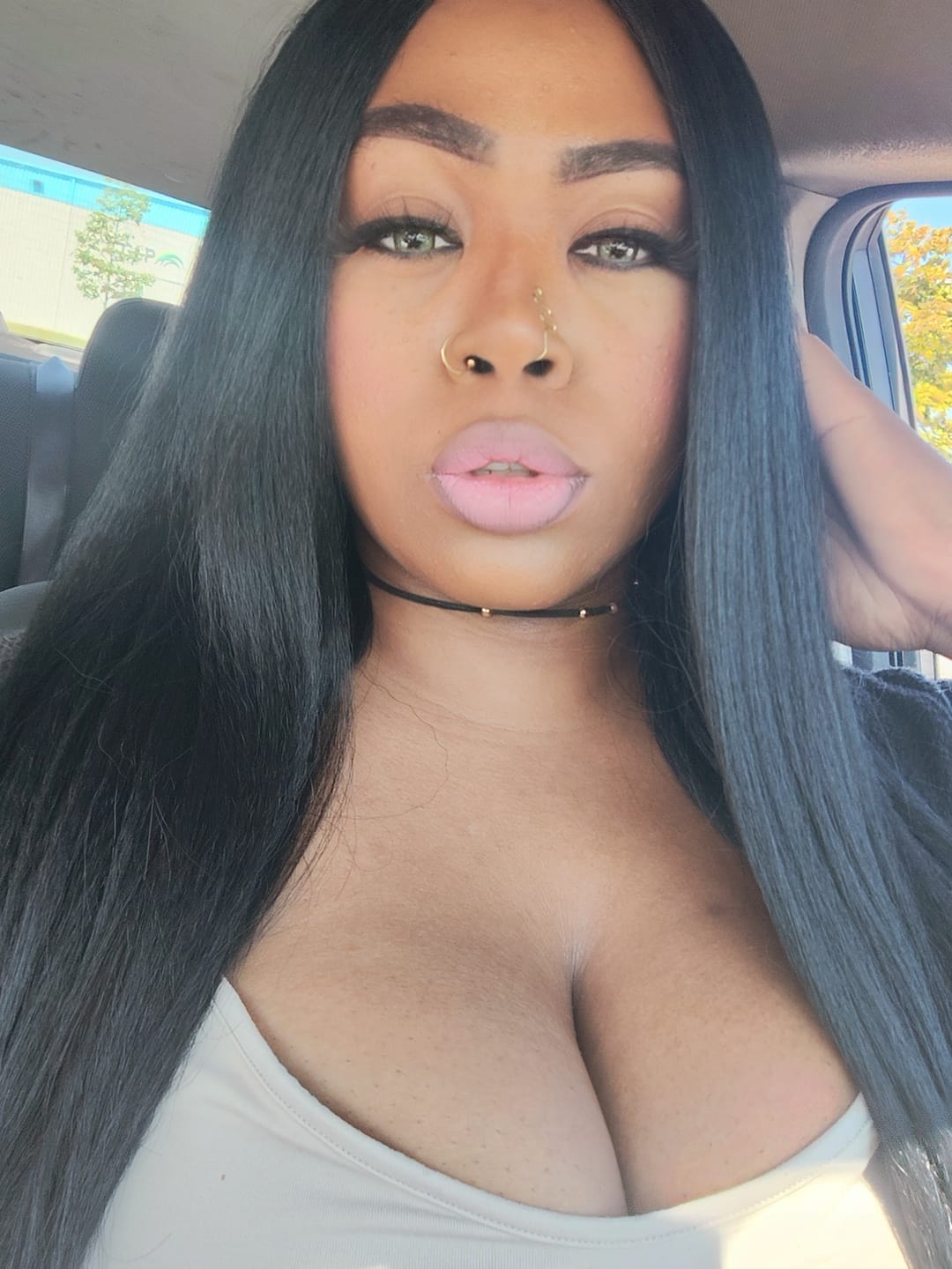 Customer photo review of Sensationnel Dashly Synthetic Lace Front Wig - LACE UNIT 10