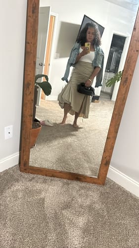 Customer photo review of Ruffle Midi Fishtail Skirt