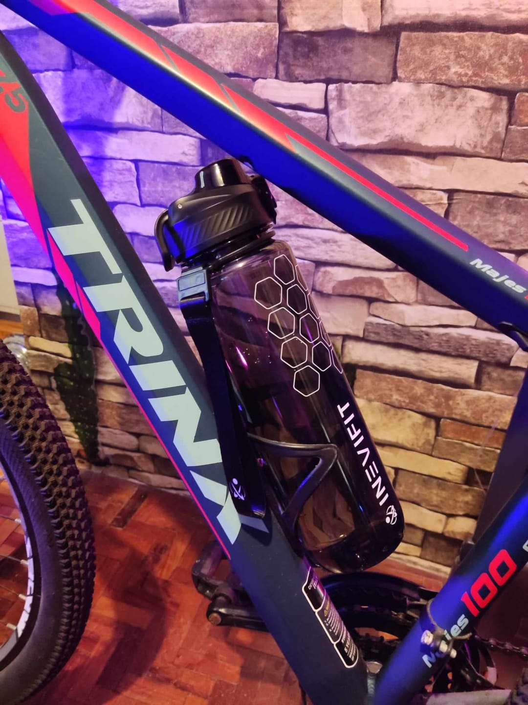 Customer photo review of INEVIFIT | Sports Bottle