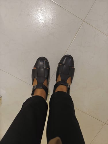 Customer photo review of Liam Caged Sandal - Solid Black