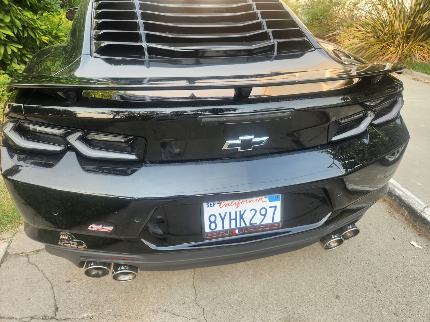 Customer photo review of 2019-2025 CHEVY CAMARO UMBRA LED TAILLIGHTS GLOSS BLACK/SMOKE LENS
