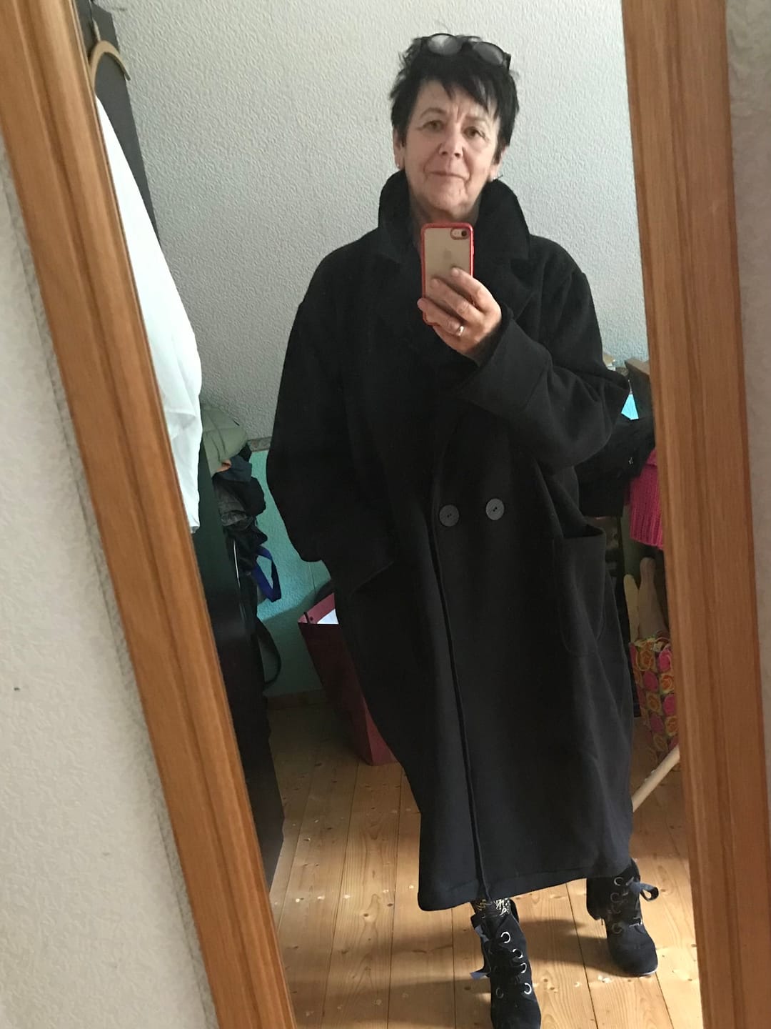 Customer photo review of MONDY.K Oversize Sweatmantel