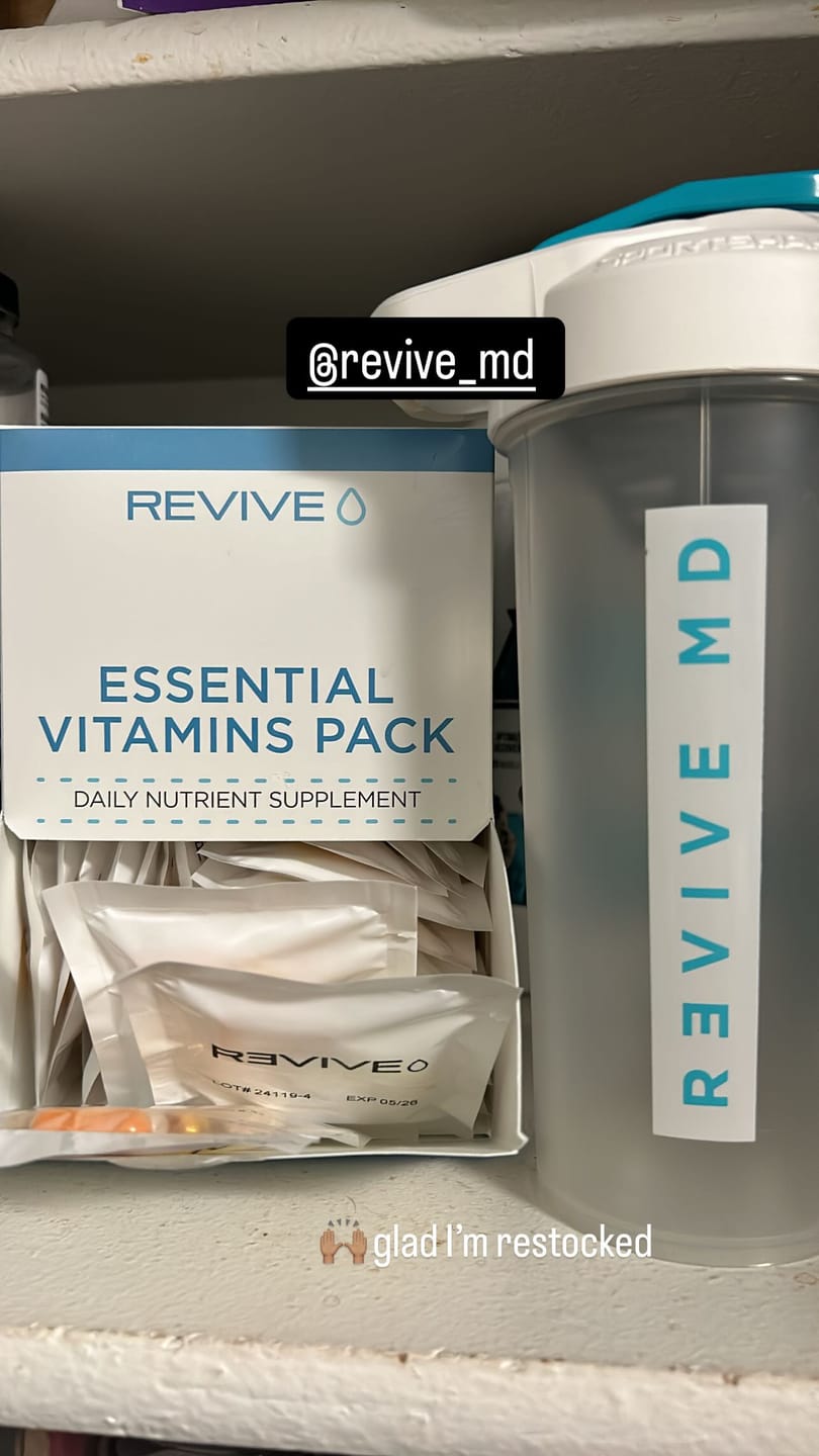 Customer photo review of Essential Vitamins Pack