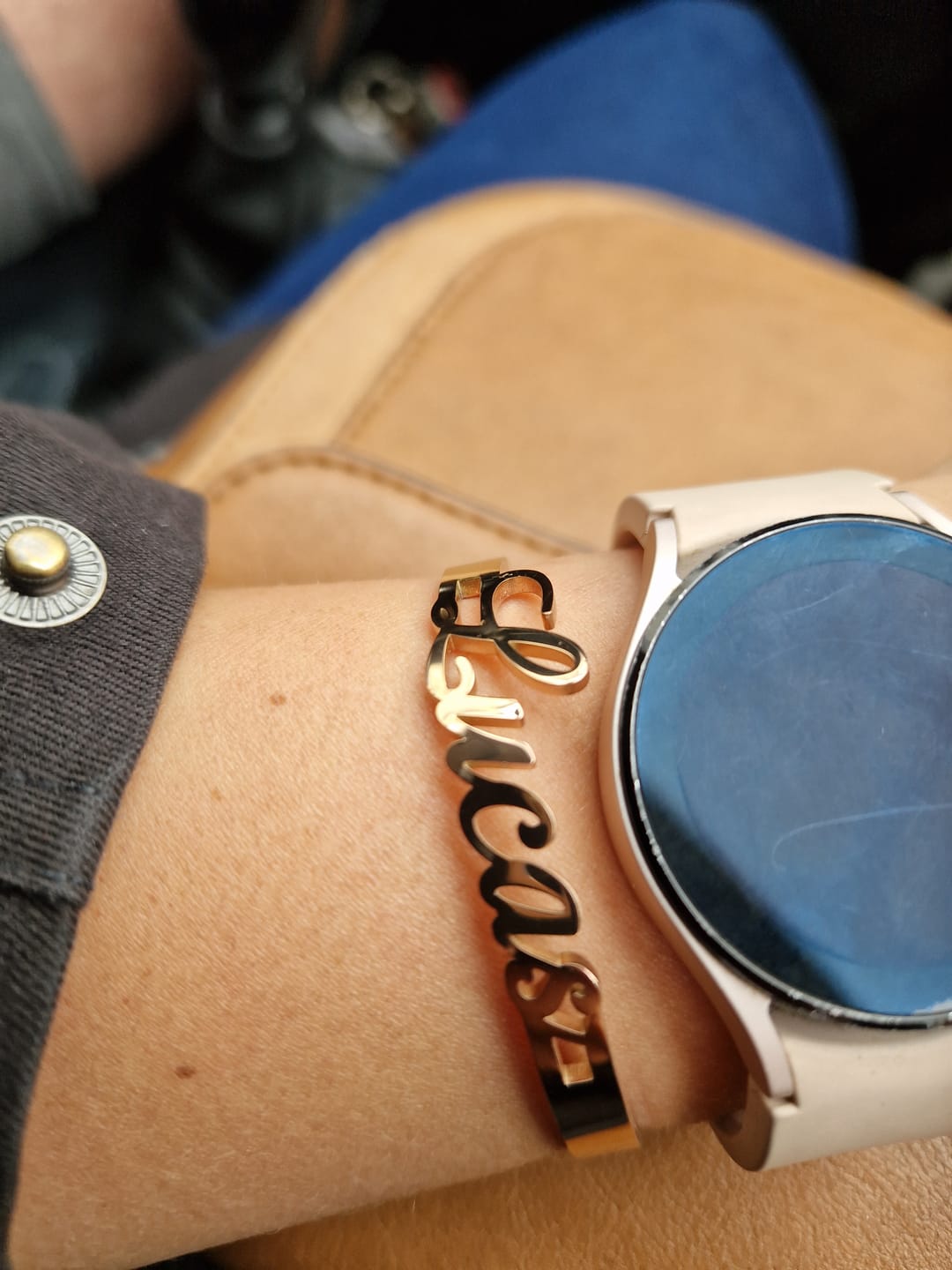 Customer photo review of Bracelet Jonc Ouvert Personnalisé
