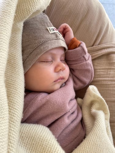 Customer photo review of Upcycling Kaschmirbindemütze Rot