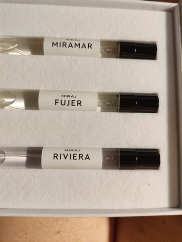 Customer photo review of Miraj Travel Set