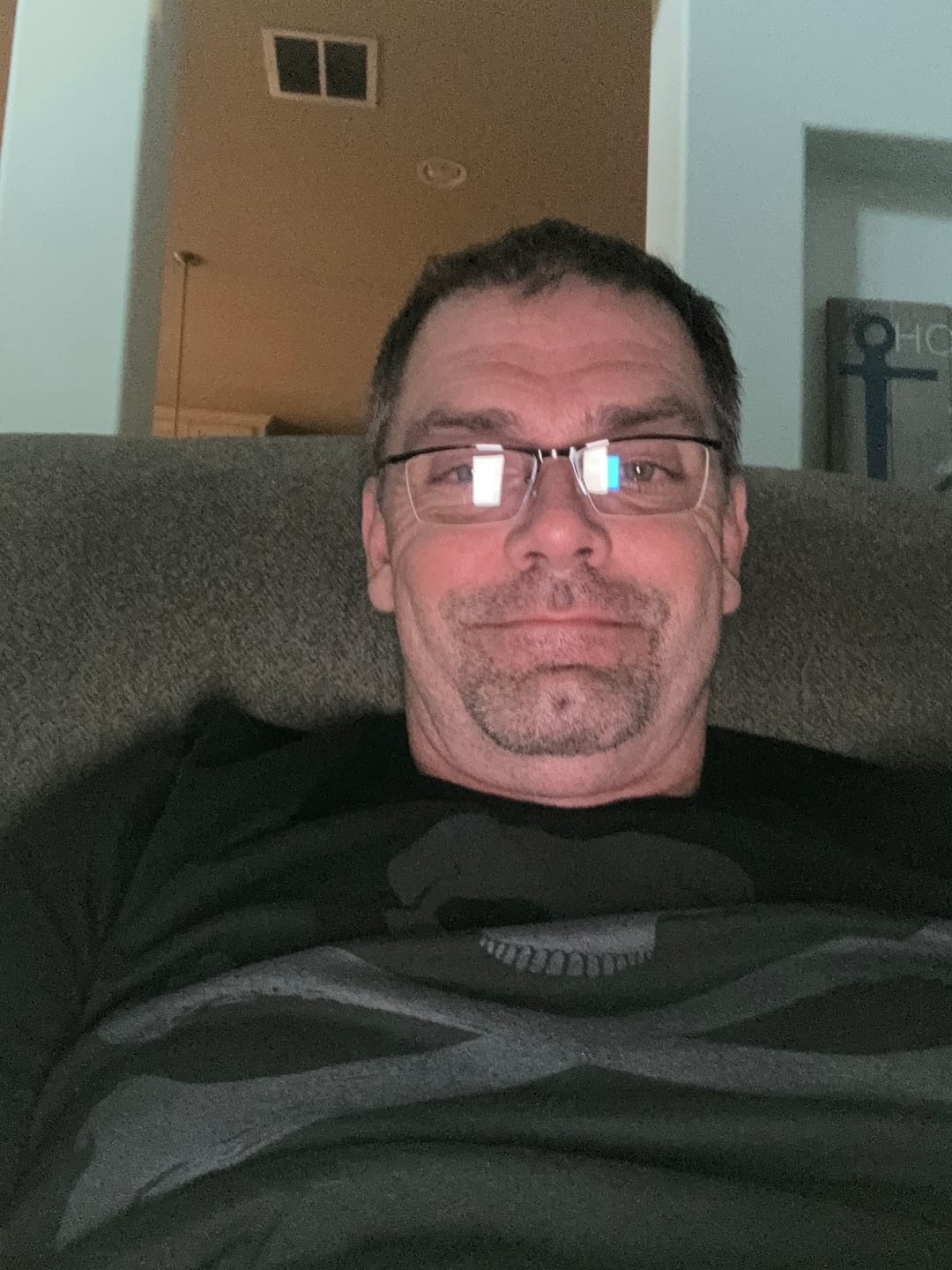 Customer photo review of Lumadux Anti Blue Light Glasses
