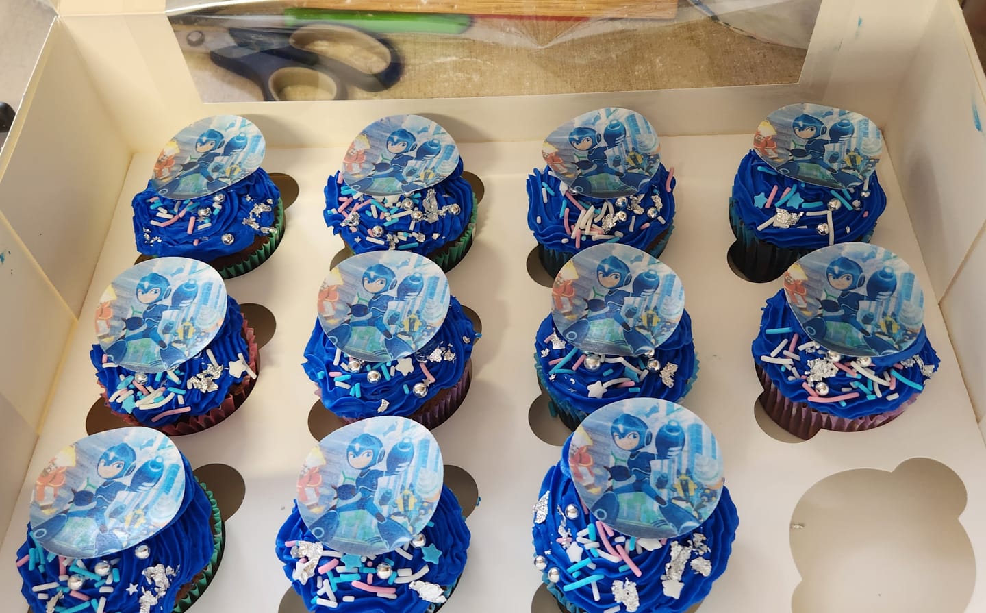 Customer photo review of Wafer Paper (0.3mm thin) - 12 x 5 cm Pre-cut Cupcake Custom Edible Images