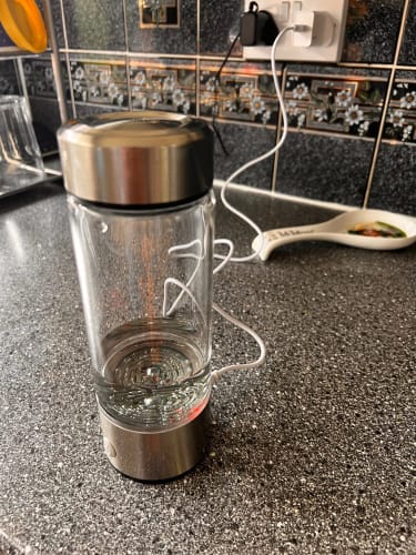 Customer photo review of HydroPure | Wasserstoff Wasserflasche