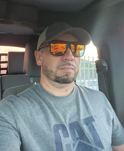 Customer photo review of Mis Raíces Orange