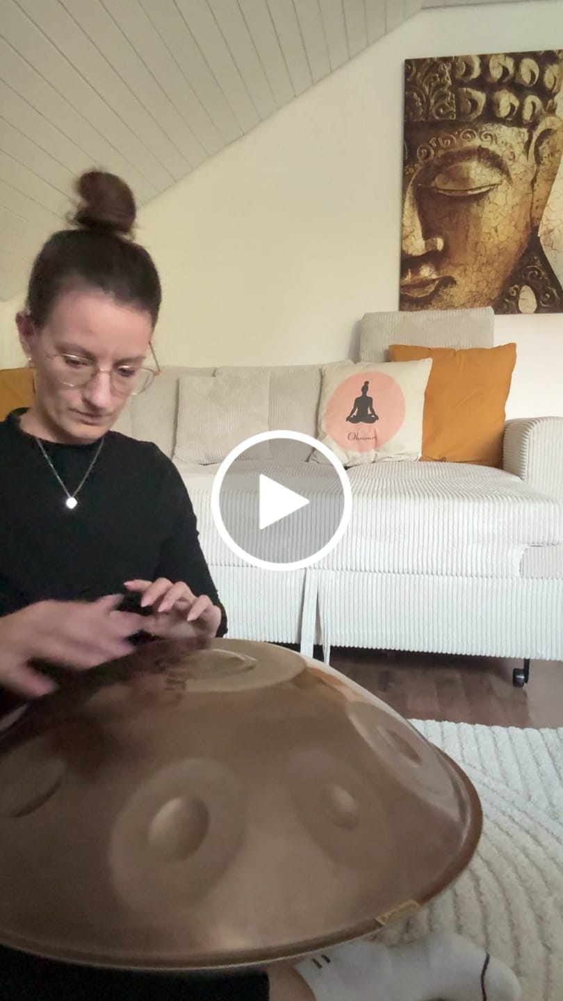 Customer video review of Battiloro NOREIA - 432 Hz "Healing Frequency" Handpan: A2 Celtic Minor / Amara Edelstahl