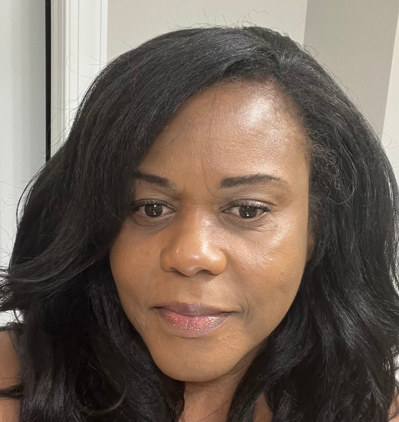 Customer photo review of Outre Quick Weave Synthetic Half Wig - NEESHA H305