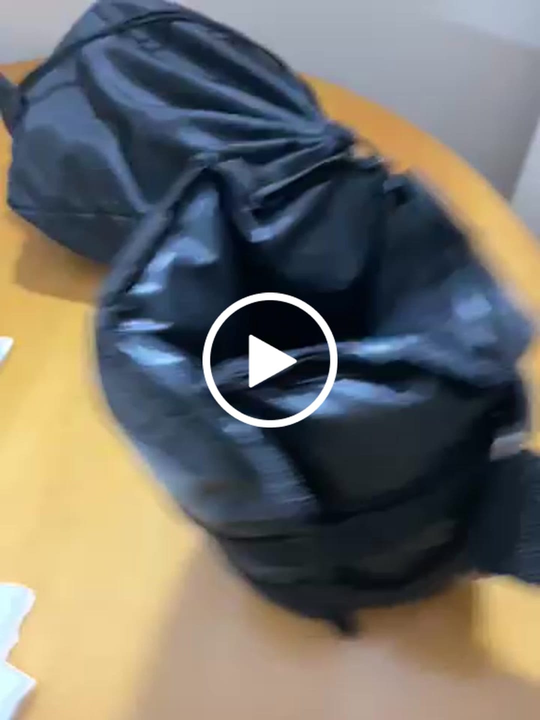 Customer video review of Caneleiras Tornozeleiras De Peso