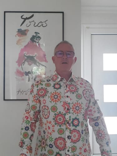 Customer photo review of Chemise habillée à manches longues boutonnée en coton floral respirant pour hommes