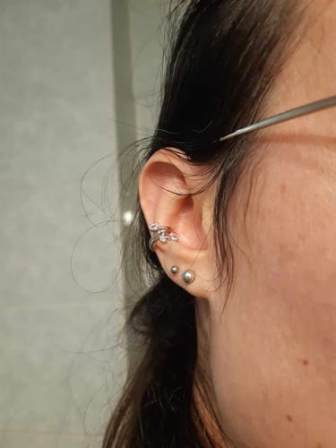 Customer photo review of Ear cuff Nymphe - Pierres blanches