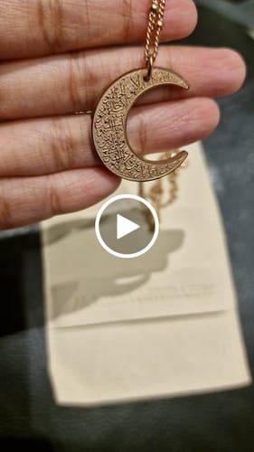 Customer video review of Ayatul Kursi Crescent Necklace