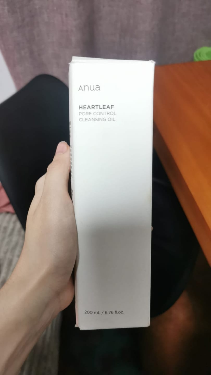 Customer photo review of HEARTLEAF PORE CONTROL CLEANSING OIL