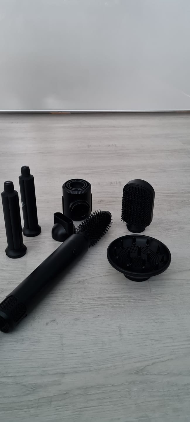 Customer photo review of Equl Airstyler - 7in1 Multistyler