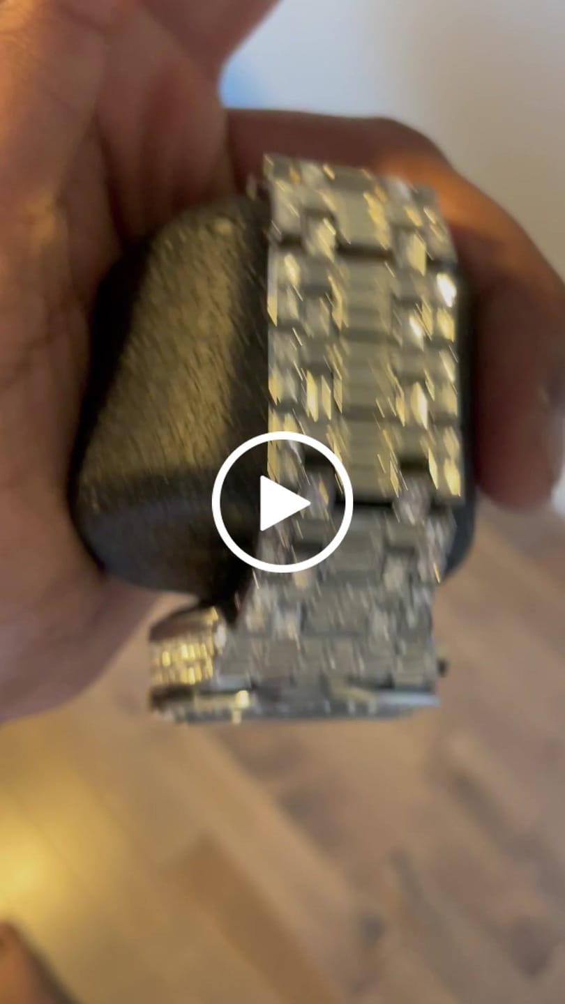 Customer video review of Adamans Baguette Watch - Silver