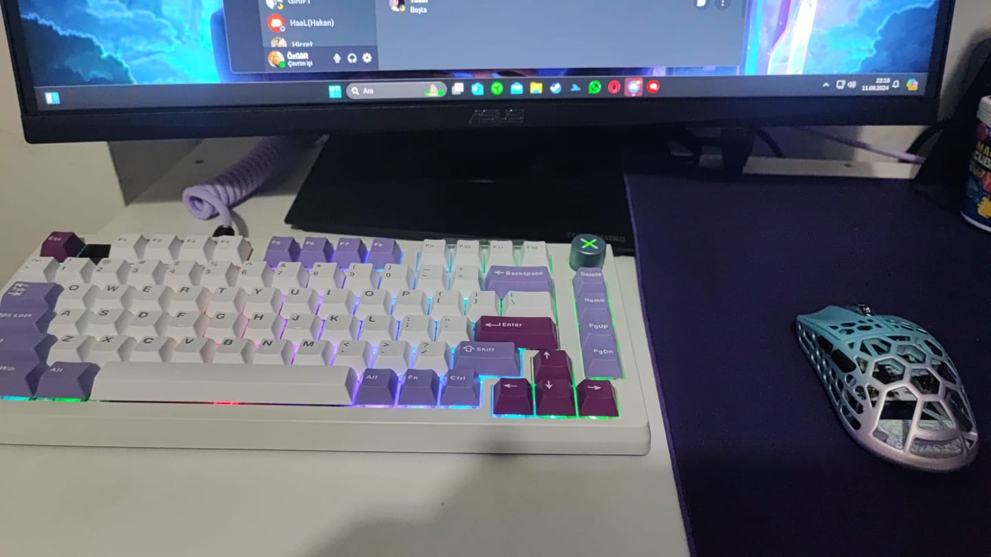 Customer photo review of Darmoshark Top75 Mekanik Klavye