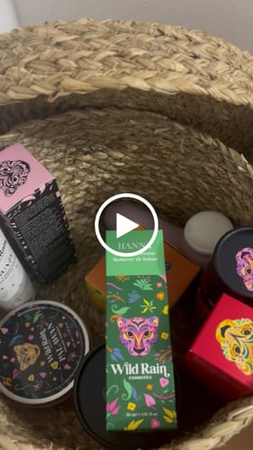 Customer video review of Contorno de ojos Hanna