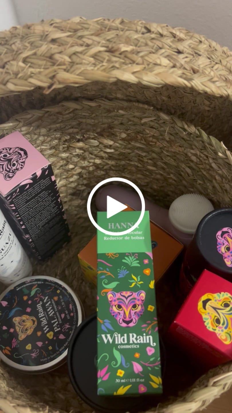Customer video review of Contorno de ojos Hanna