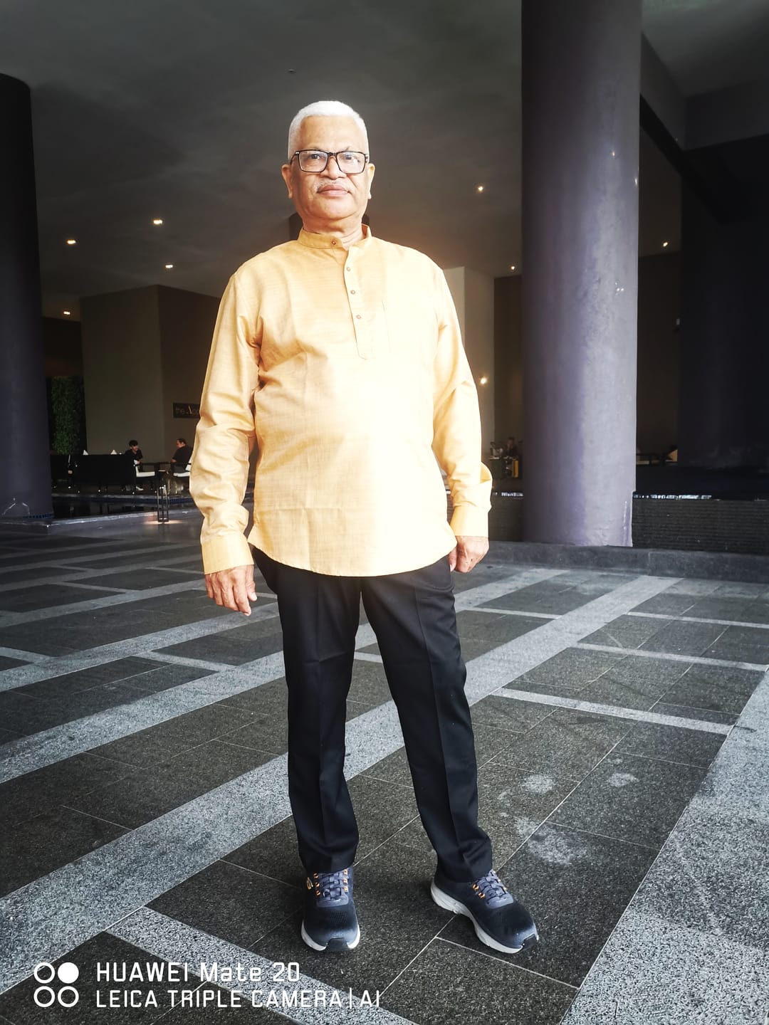 Customer photo review of Culture - White Short Kurta for Men | Uathayam