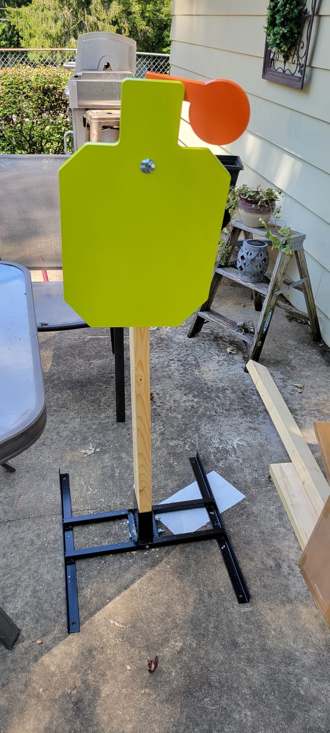 Customer photo review of Double T-Shaped Base Stand + Mounting Kit + 12" X 20" Hostage Target