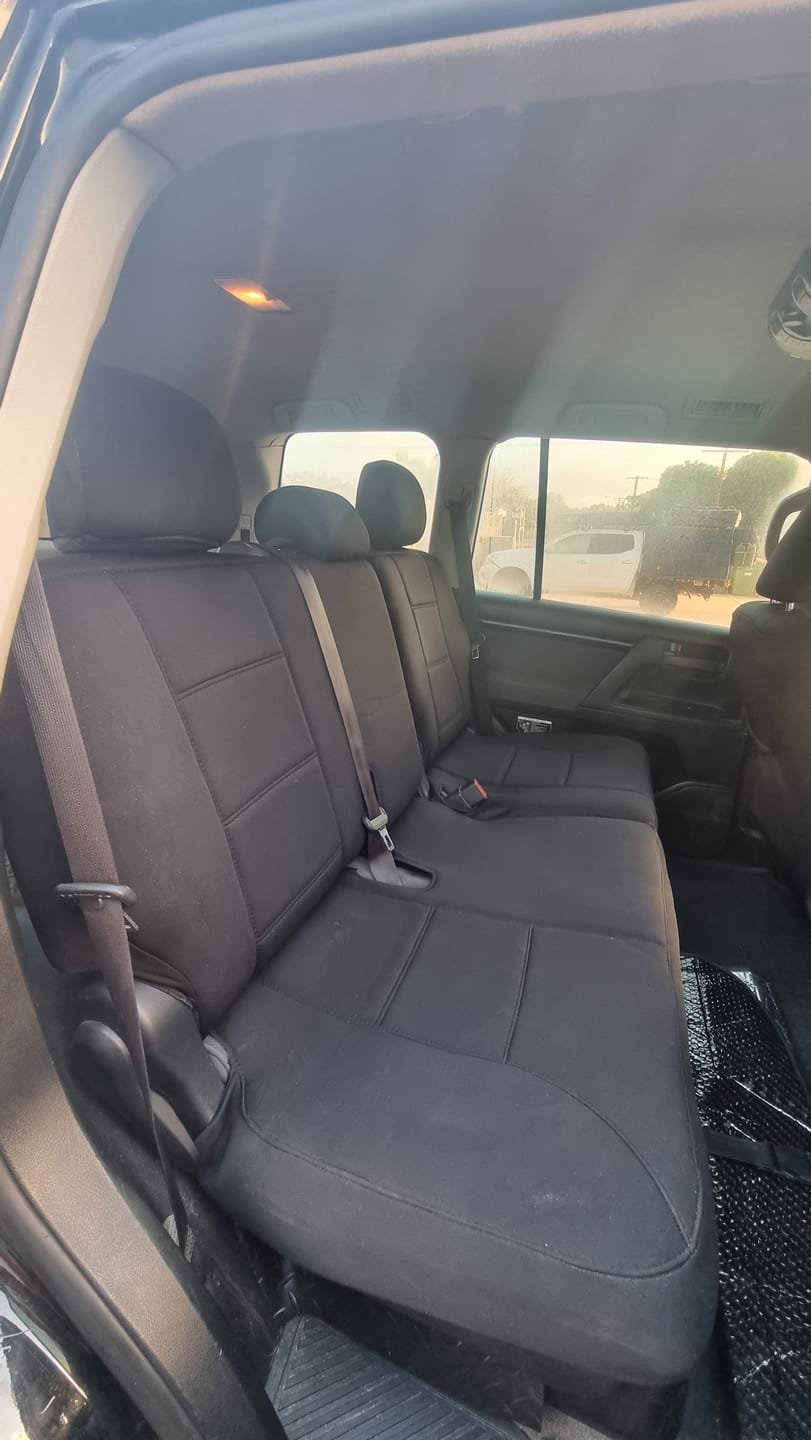 Customer photo review of Sharkskin Seat Covers for Toyota Landcruiser 200 Series GXL (11/2007-06/2021)