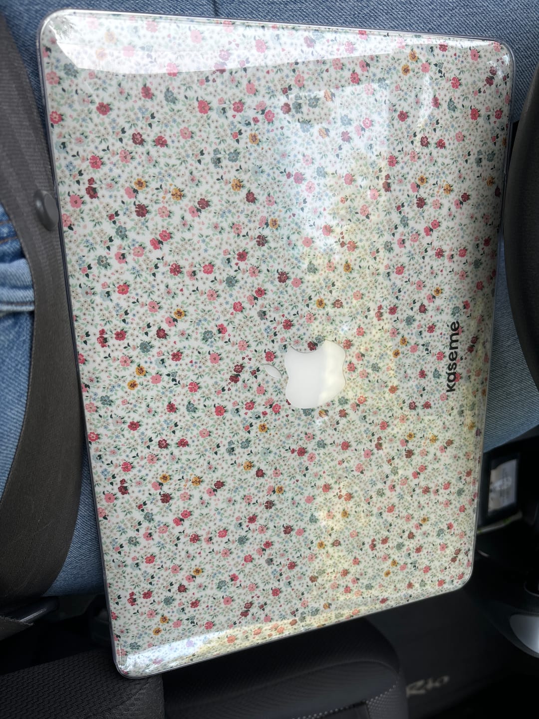 Customer photo review of Macbook Hardshell Case