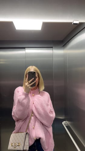 Customer photo review of Danielle Strickjacke - Rosa