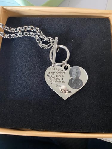 Customer photo review of Personalized Heart Bracelet I'm Always With You - Memorial Gift For Family, Friend
