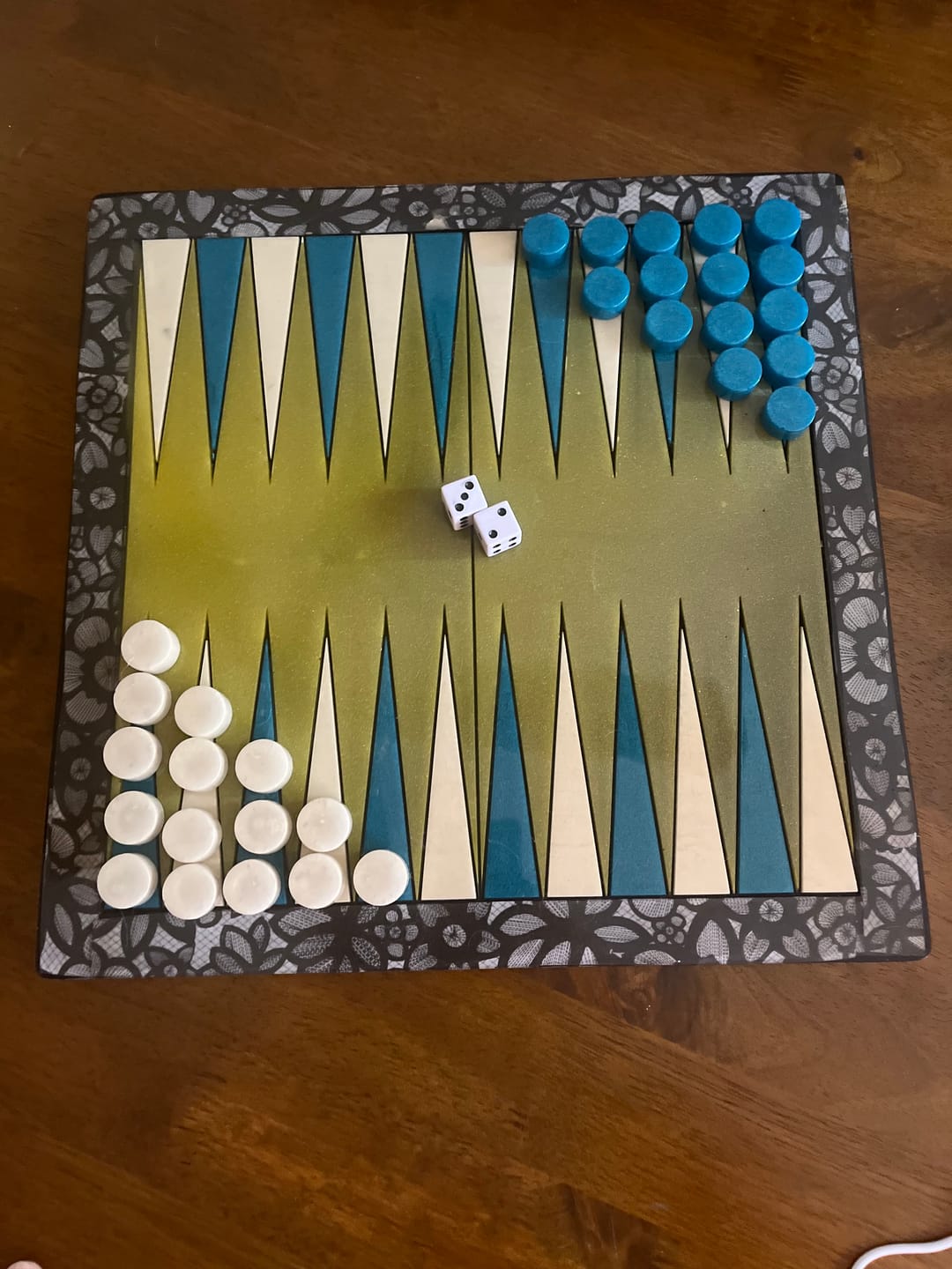 Customer photo review of 14x14x0.5" Medium Backgammon Board With Pieces Silicone Mold